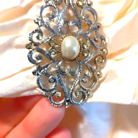 Silk Wedding Gown Alfred Angelo Peplum Sweetheart Neckline Detachable Train - Picture 11 of 17